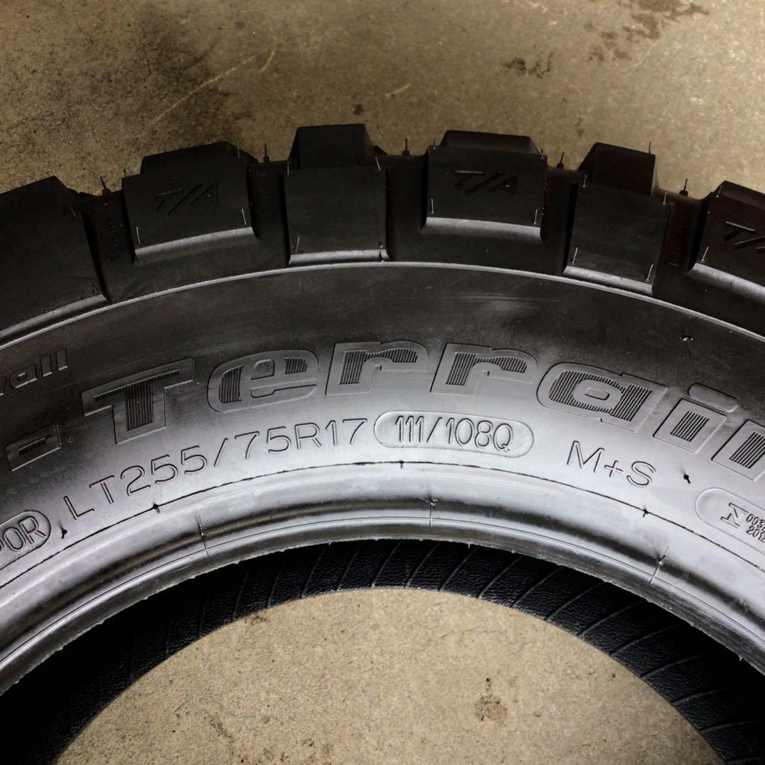 中古 程度良好 LT255/75R17 BFG KM2 2023年製 4本セット
