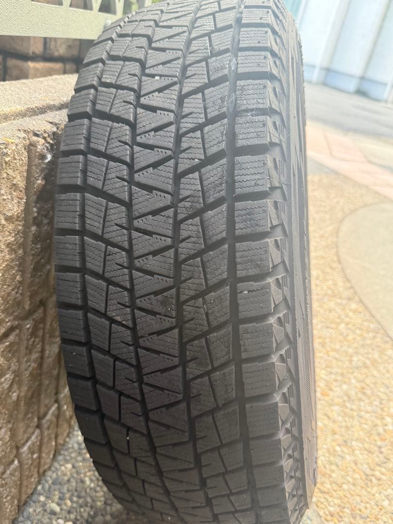 【最終値下げ】ブリザックDM-V1 215/65R16 98Qホイールセット4本