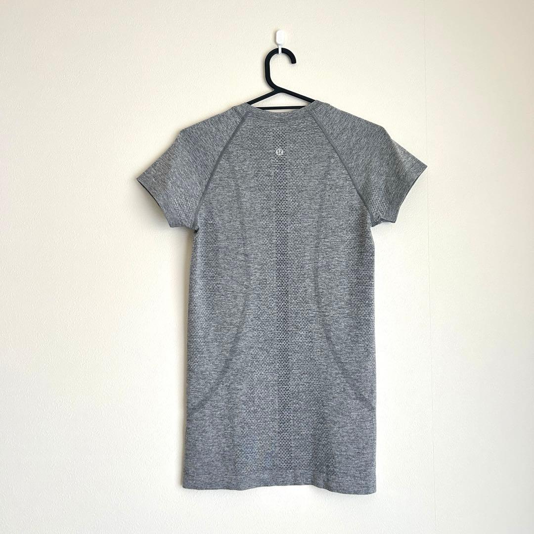 lululemon Swiftly Tech 半袖シャツ 2.0 ヒップ丈 4