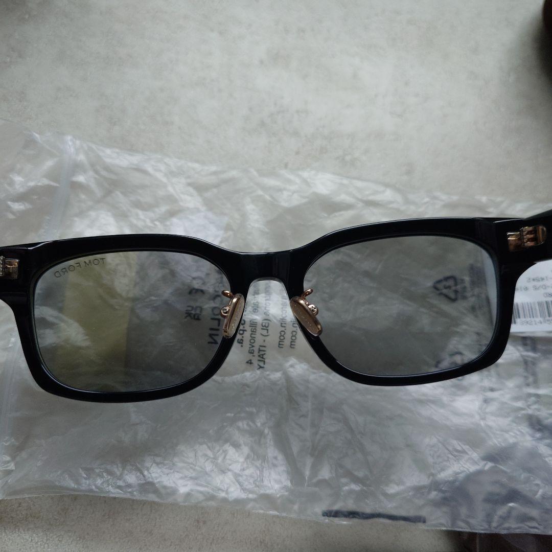 TOM FORD TF 1232 - D 01A ブラックサングラス