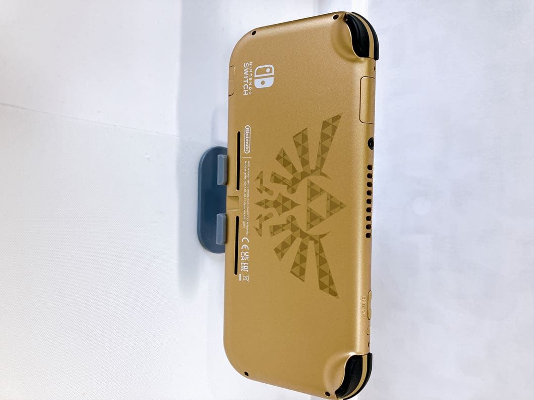 【美品】Nintendo Switch Lite本体　ハイラルエディション