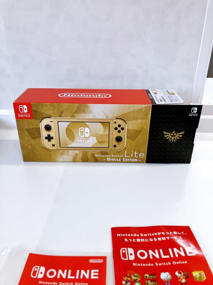 【美品】Nintendo Switch Lite本体　ハイラルエディション