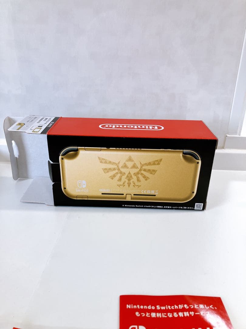 【美品】Nintendo Switch Lite本体　ハイラルエディション
