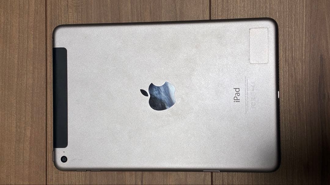美品　iPad Mini 4 16GB