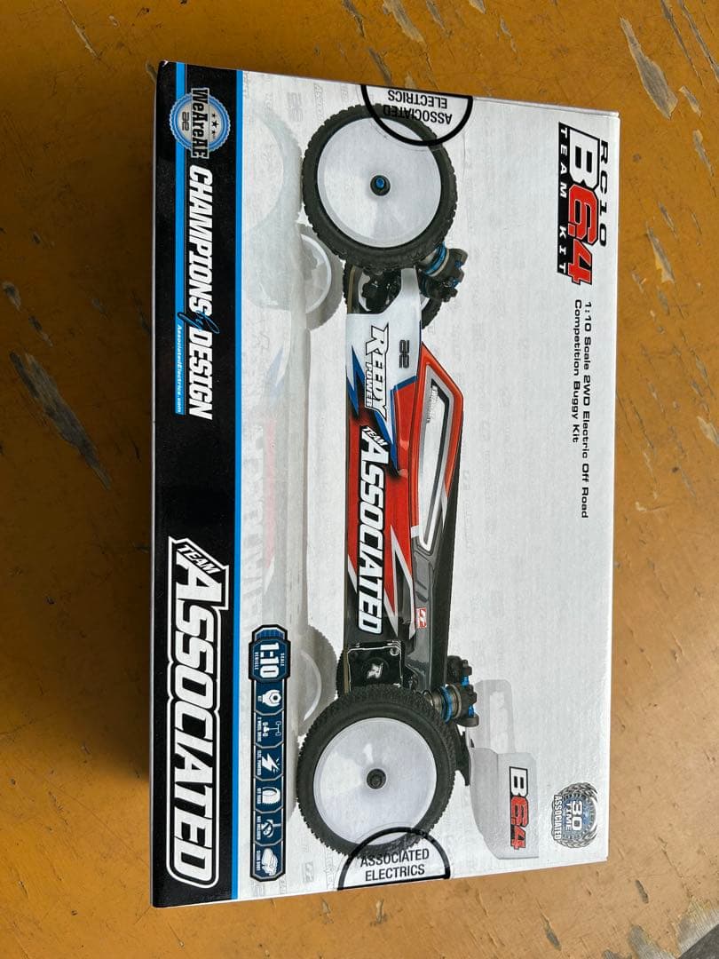 Associated B6.4 新品未使用