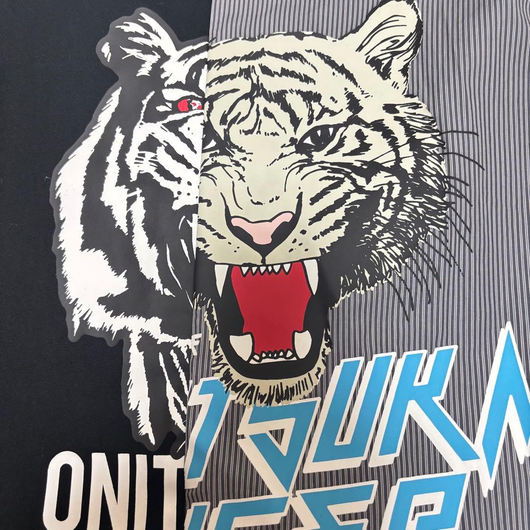 【未使用品】オニツカタイガー　ユニセックス　Tシャツ　Mサイズ　ブラック　グレー