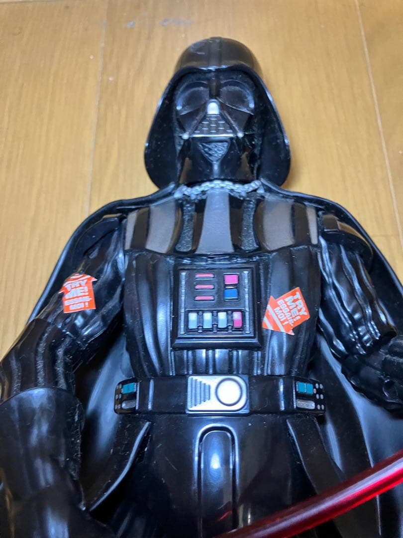 スター・ウォーズ ダース・ベイダー トーキング&ライトアップギミック付フィギュア