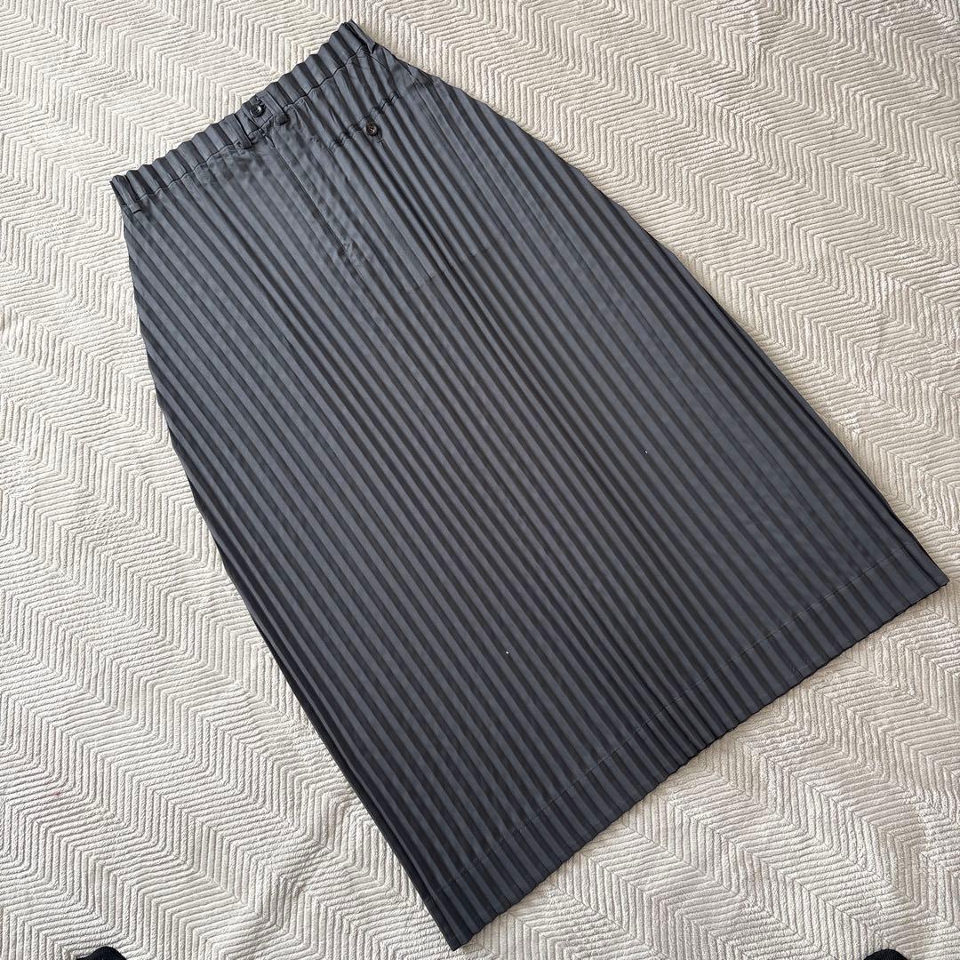 【バルーン型】美品　イッセイミヤケ　プリーツロングスカートM ダークグレー