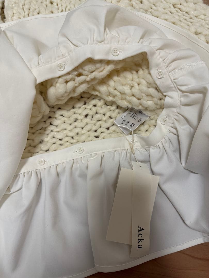 Acka. frill hand knit cardigan新品未使用タグ付き