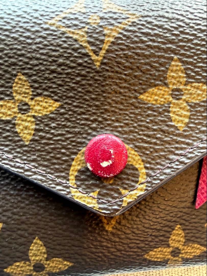 LOUIS VUITTON ポルトフォイユヴィクトリーヌ モノグラム三つ折り