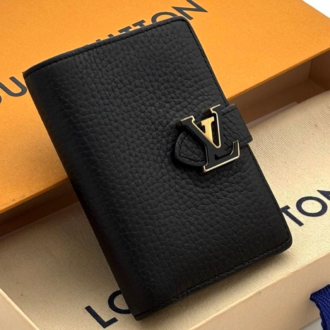 【未使用に近い】ルイヴィトン LV ヴェルティカル コンパクト トリヨン