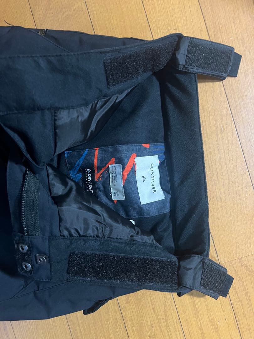 値下げ送料込みQuiksilver スノーボードパンツ キッズ ユース12/L