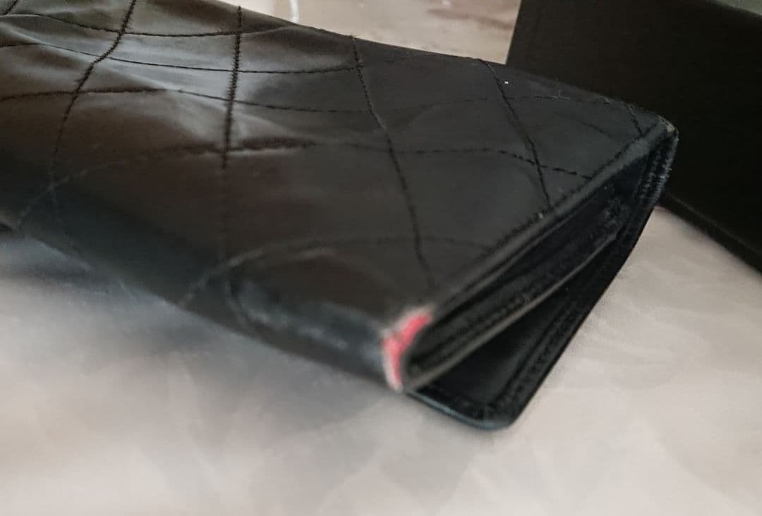 CHANEL シャネル カンボン 黒 キルティング 財布