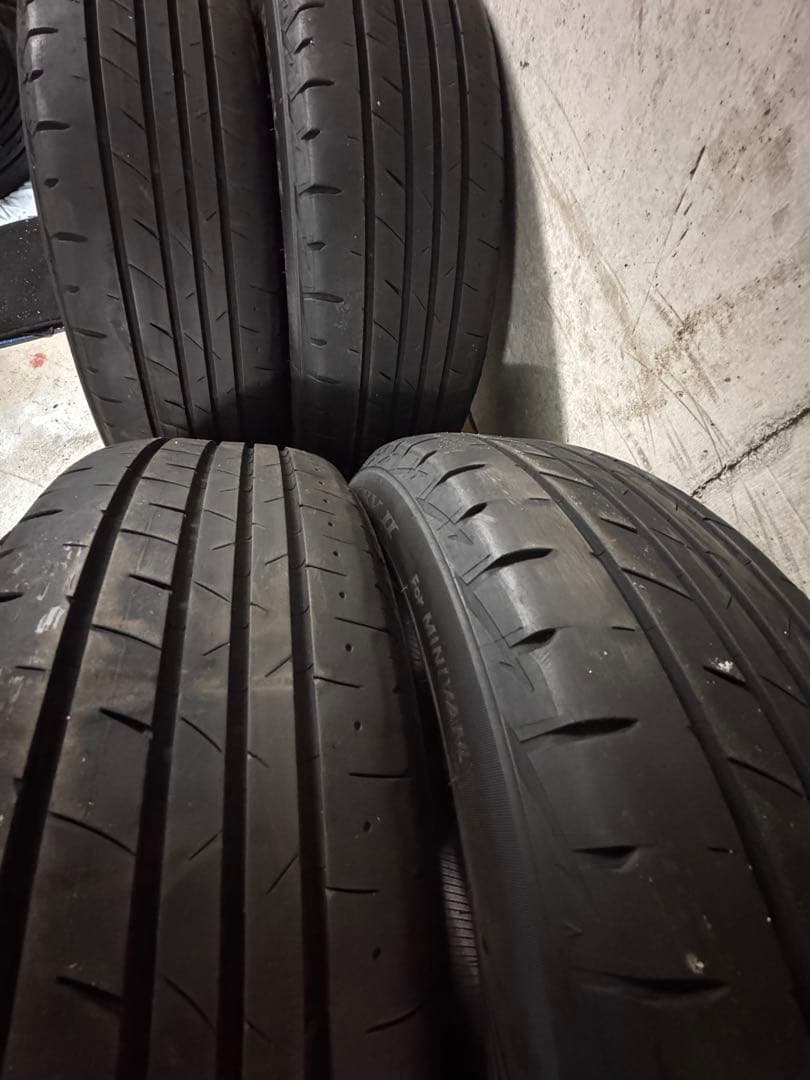 ブリヂストン　215 65R 16 PIayz PX-RV II 23年制