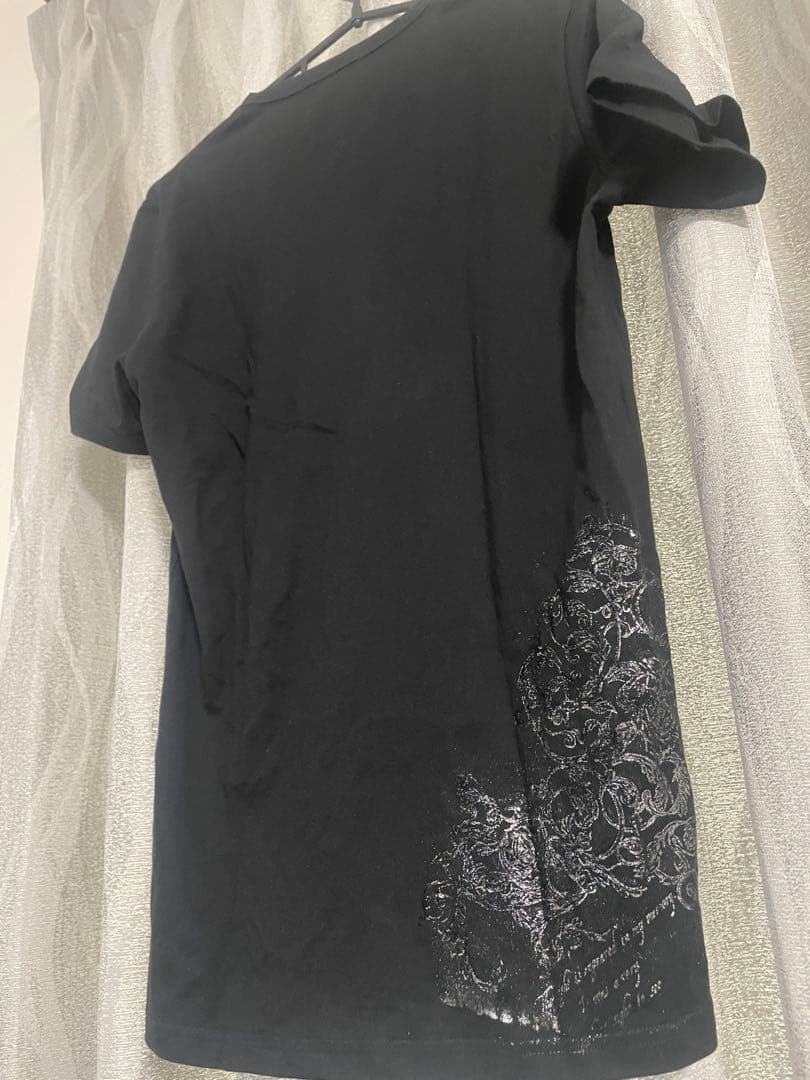 トルネードマートシルバー箔グラフィックプリント 半袖Tシャツ 黒 L