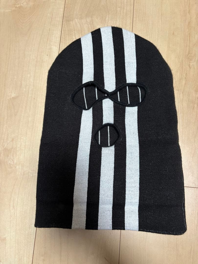 希少 adidas ✕ Alexander Wang ビーニー