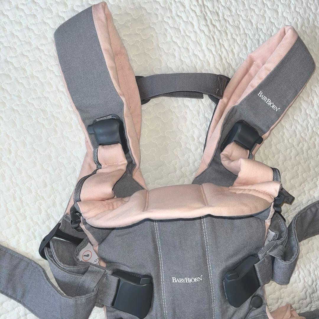 【セール】BabyBjorn 抱っこ紐　ベビービョルン ONE KAI 廃盤色