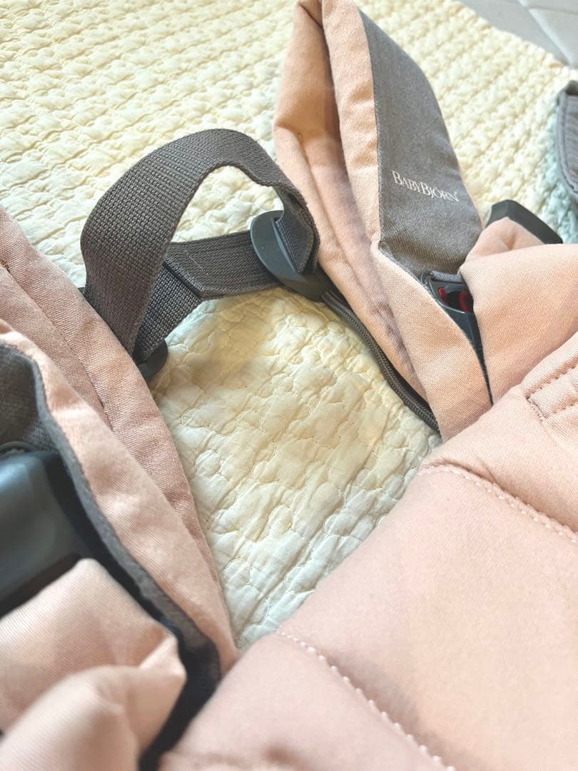 【セール】BabyBjorn 抱っこ紐　ベビービョルン ONE KAI 廃盤色