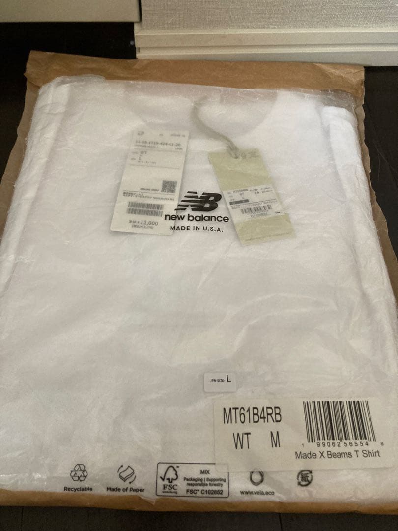 トップス BEAMS New Balance Washed graphic Tshirts