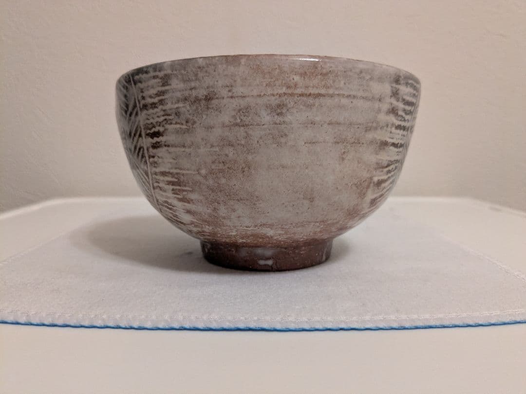 奈*巳様 坂倉新兵衛　萩茶碗　共箱　口径11-12cm