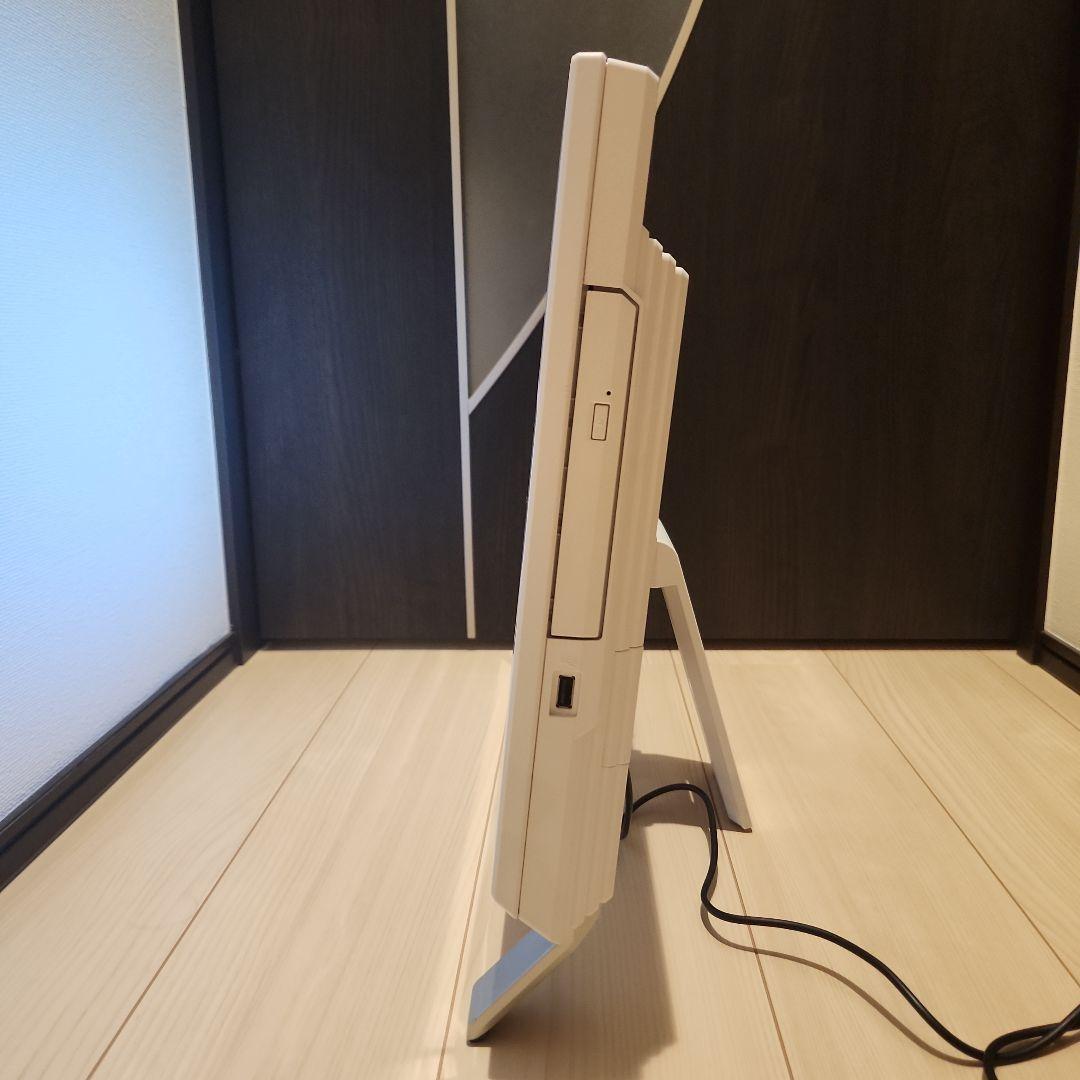 ⭐お値下げ❗　⭐美品⭐　一体型PC　大画面　大容量　富士通