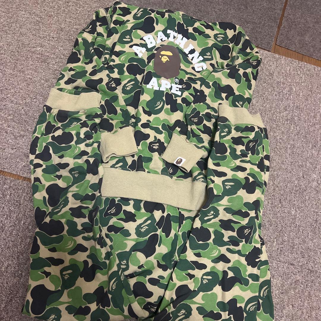 アベイシングエイプ　キッズセットアップ　140