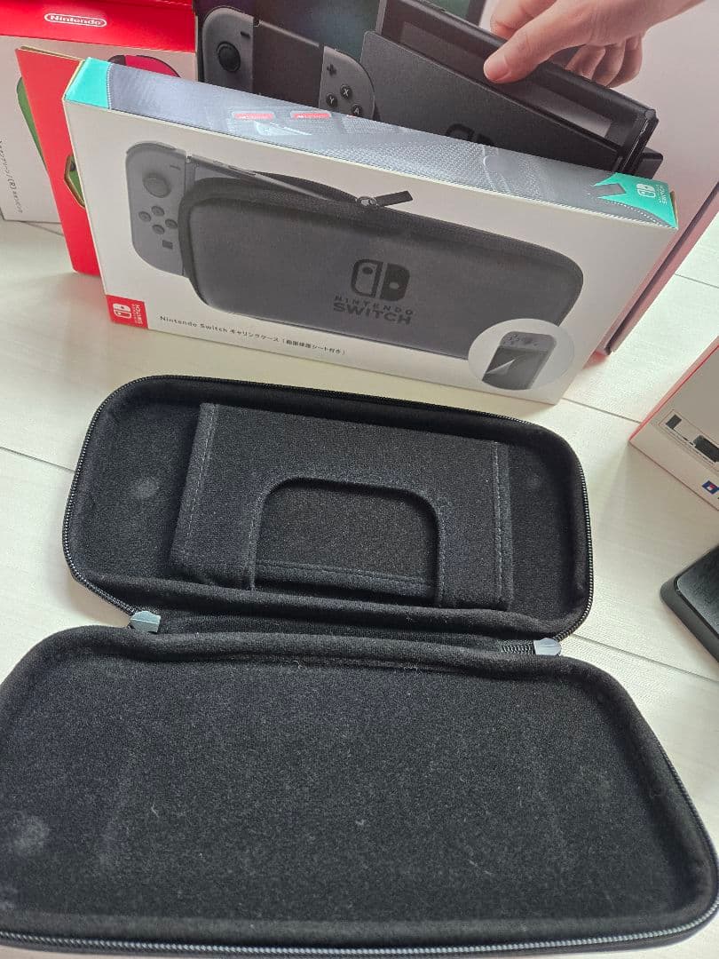 Nintendo Switch本体と周辺機器セット