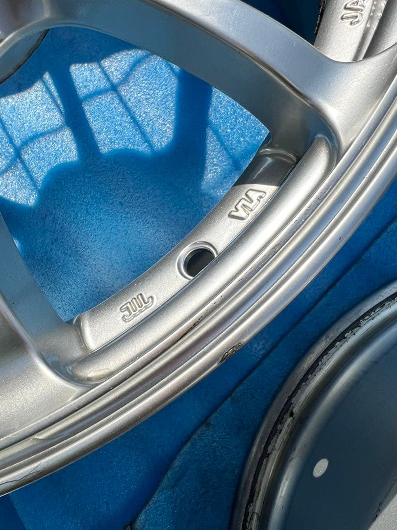 温泉県民アドバンレーシングホイール RZ 18インチ