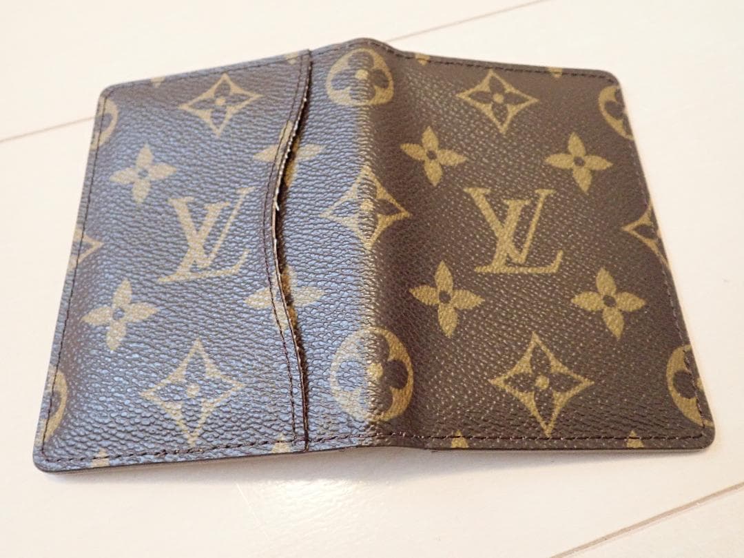 ルイヴィトン　名刺入れ　美品　金文字イニシャル入り　本物【正規品】
