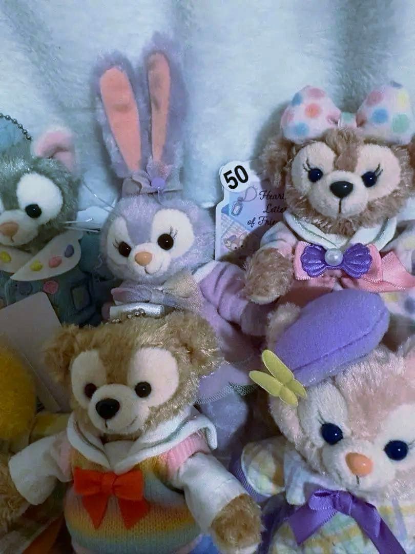 厳選♡ディズニー シー　ダッフィー ハートフェルトレターズ ぬいぐるみバッジ
