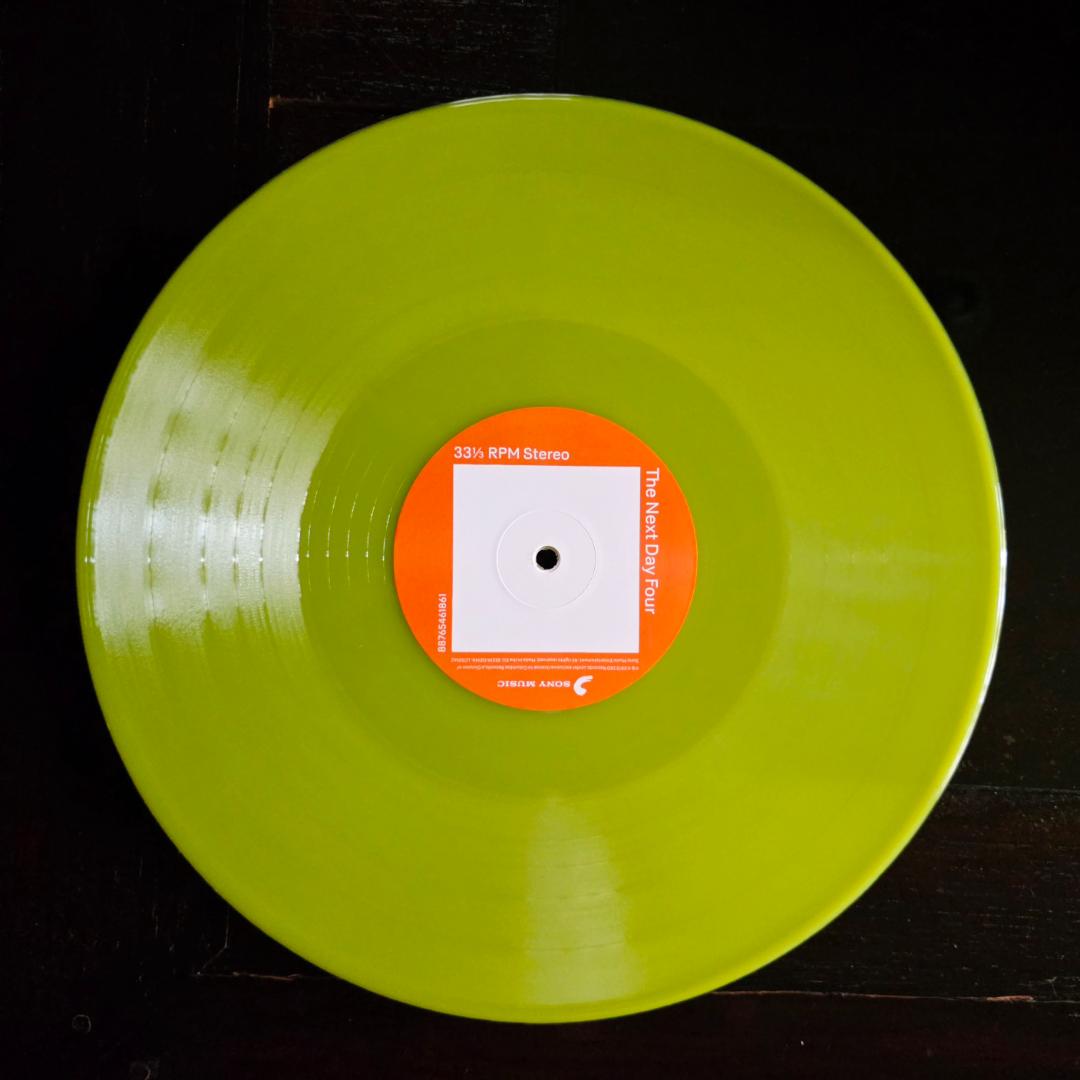 美品 デヴィッドボウイ 「The Next Day」 カラー２枚組LP