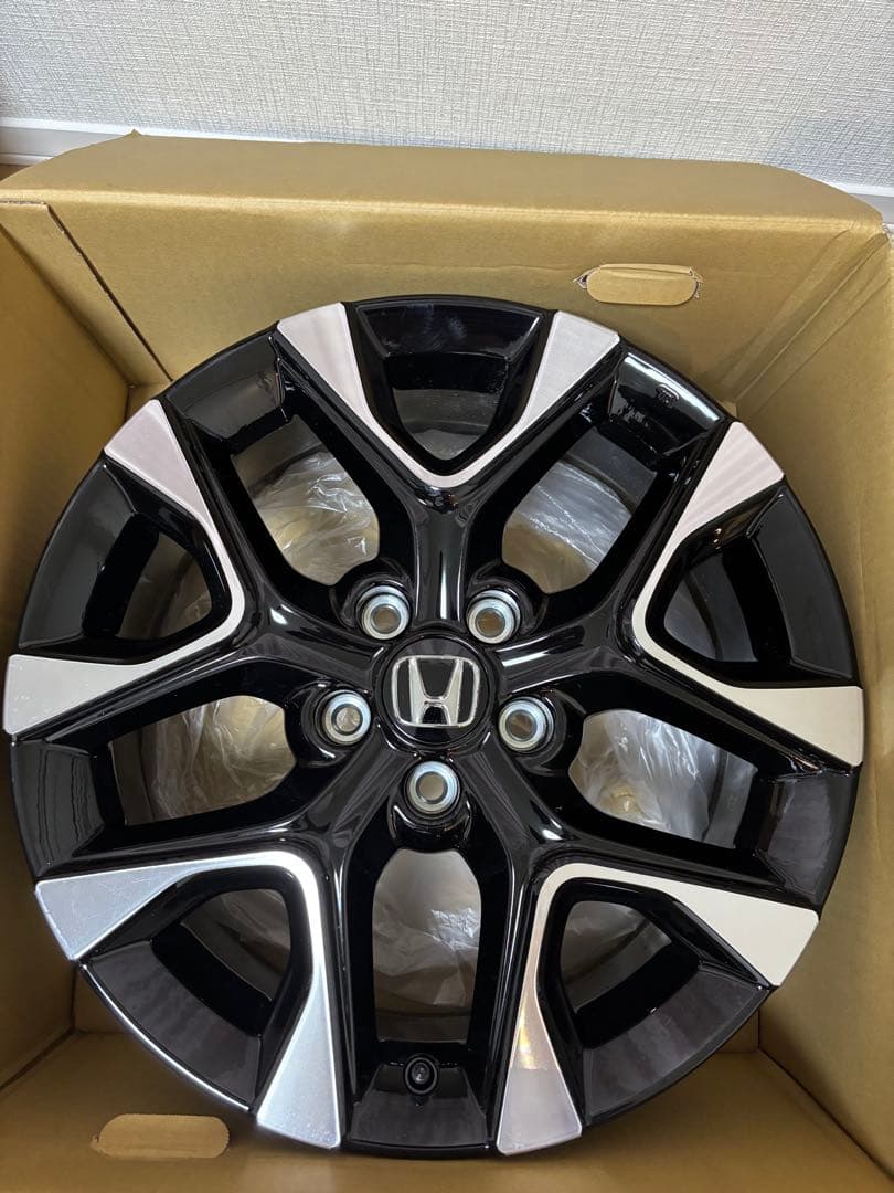 (新車外し)ホンダ ZR-V 18インチ 純正アルミホイール 4本