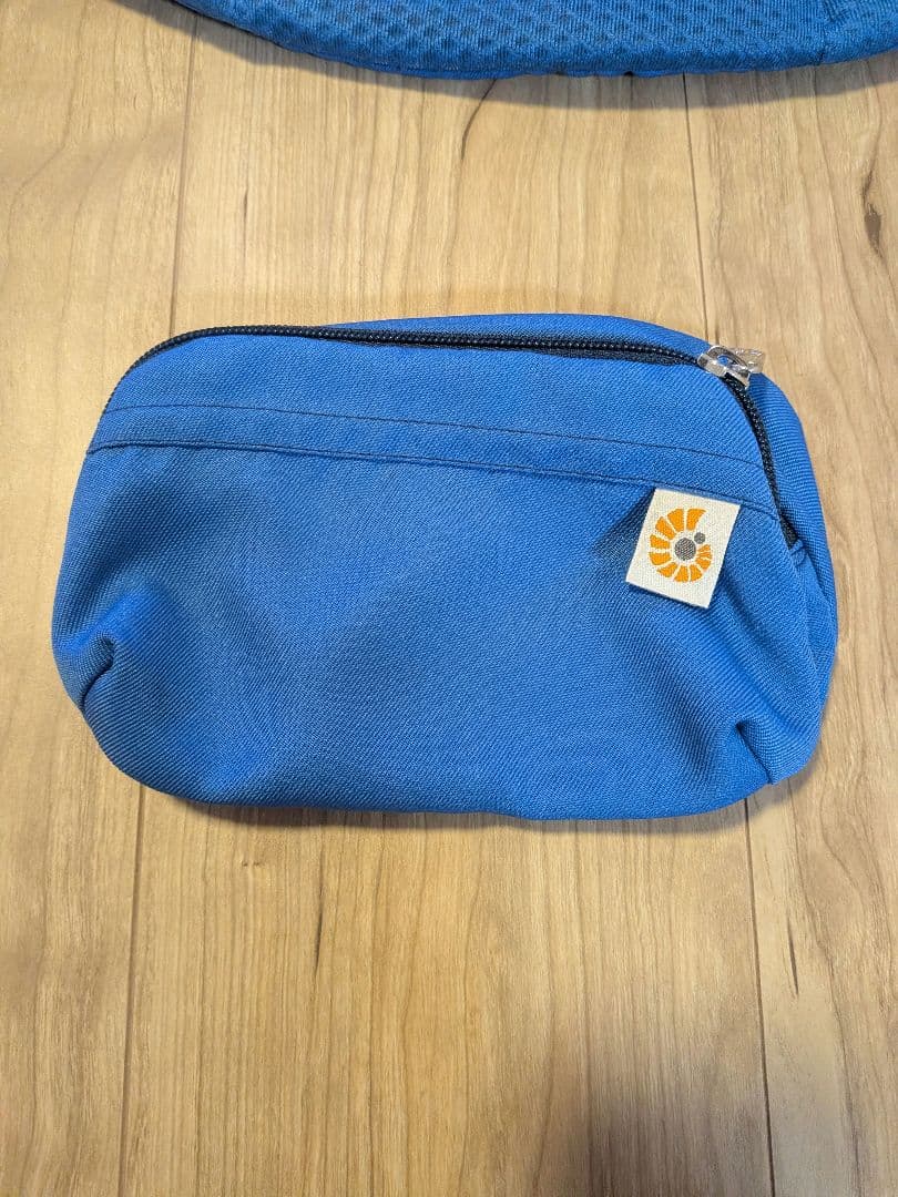 美品　エルゴベビー　オムニブリーズ 抱っこ紐　専用のよだれカバーもお付けします!