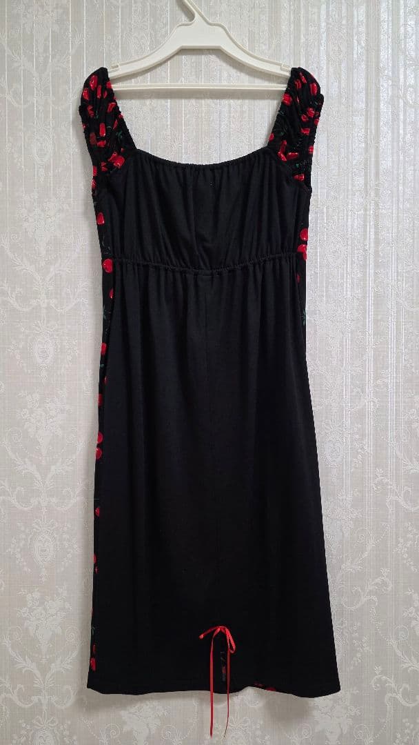 ルサロンディ　le salon d'Y cerise dress