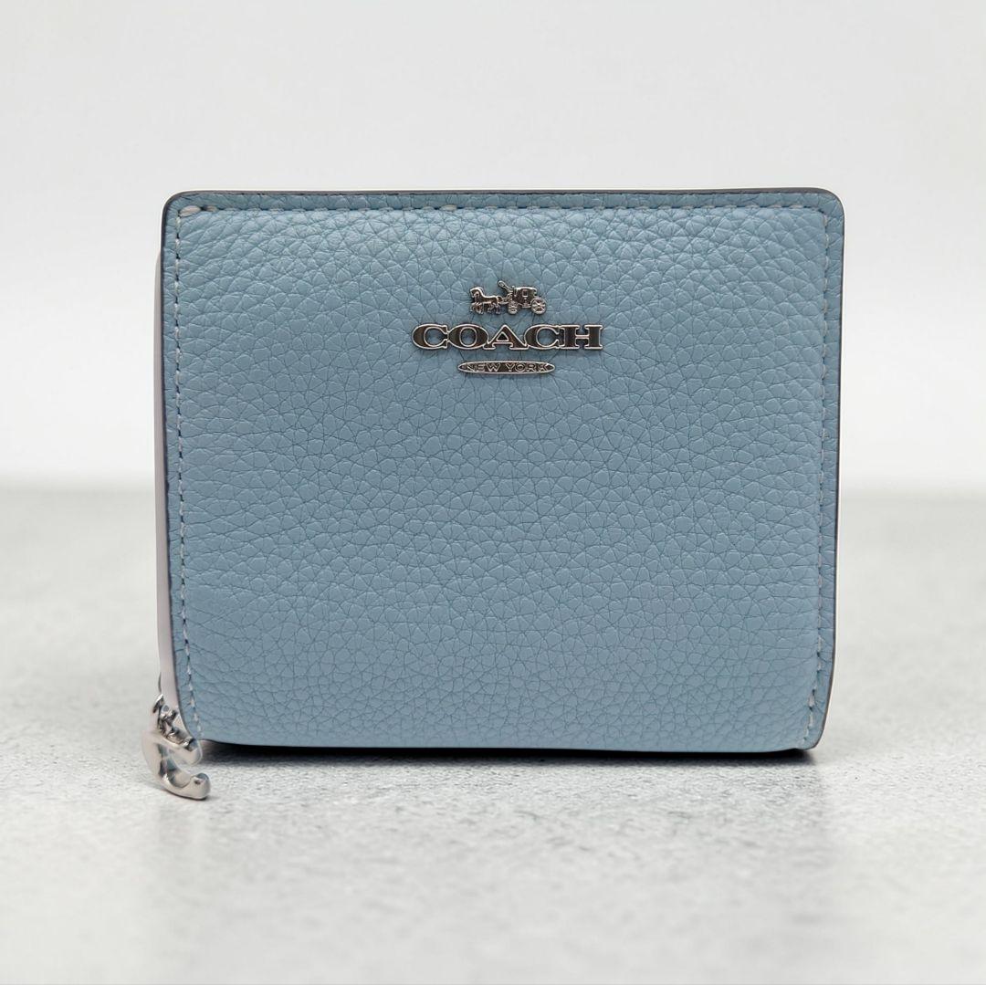 【極美品】COACH 二つ折り財布 　シルバー　水色　コンパクト　ウォレット