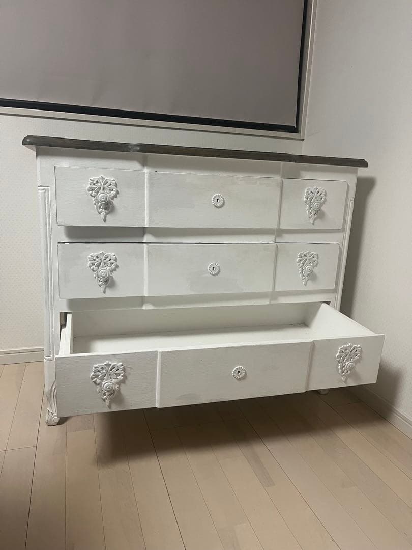 フランス BLANC D'IVOIRE ブラン ディボワール　チェストPAOLA