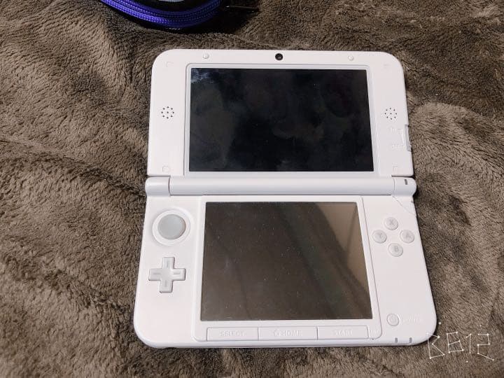 ニンテンドー3DS LL ピンク×ホワイト