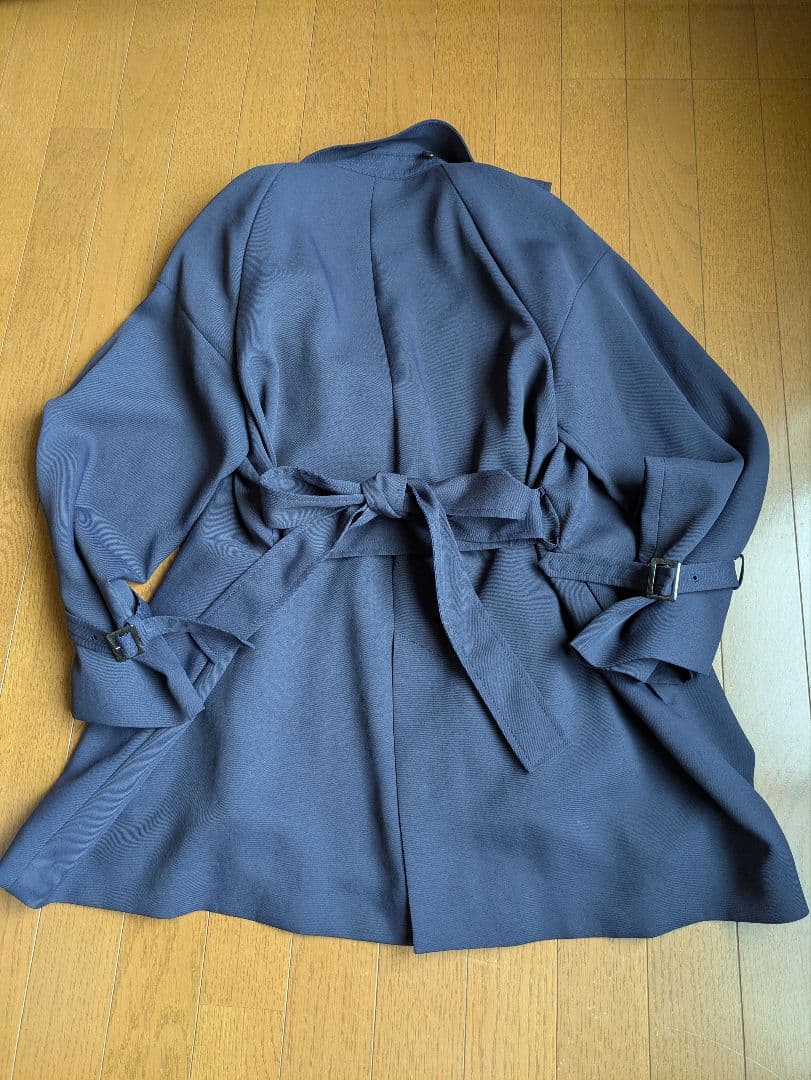 むぎ　NOBLE レトロトレンチミドルコート