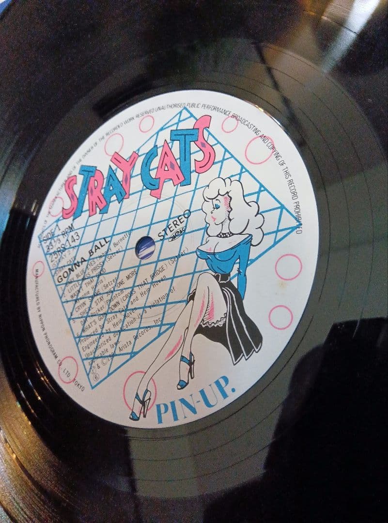 ストレイ・キャッツ　STRAY CATS♦LPレコード2枚セット＋オマケ付き！