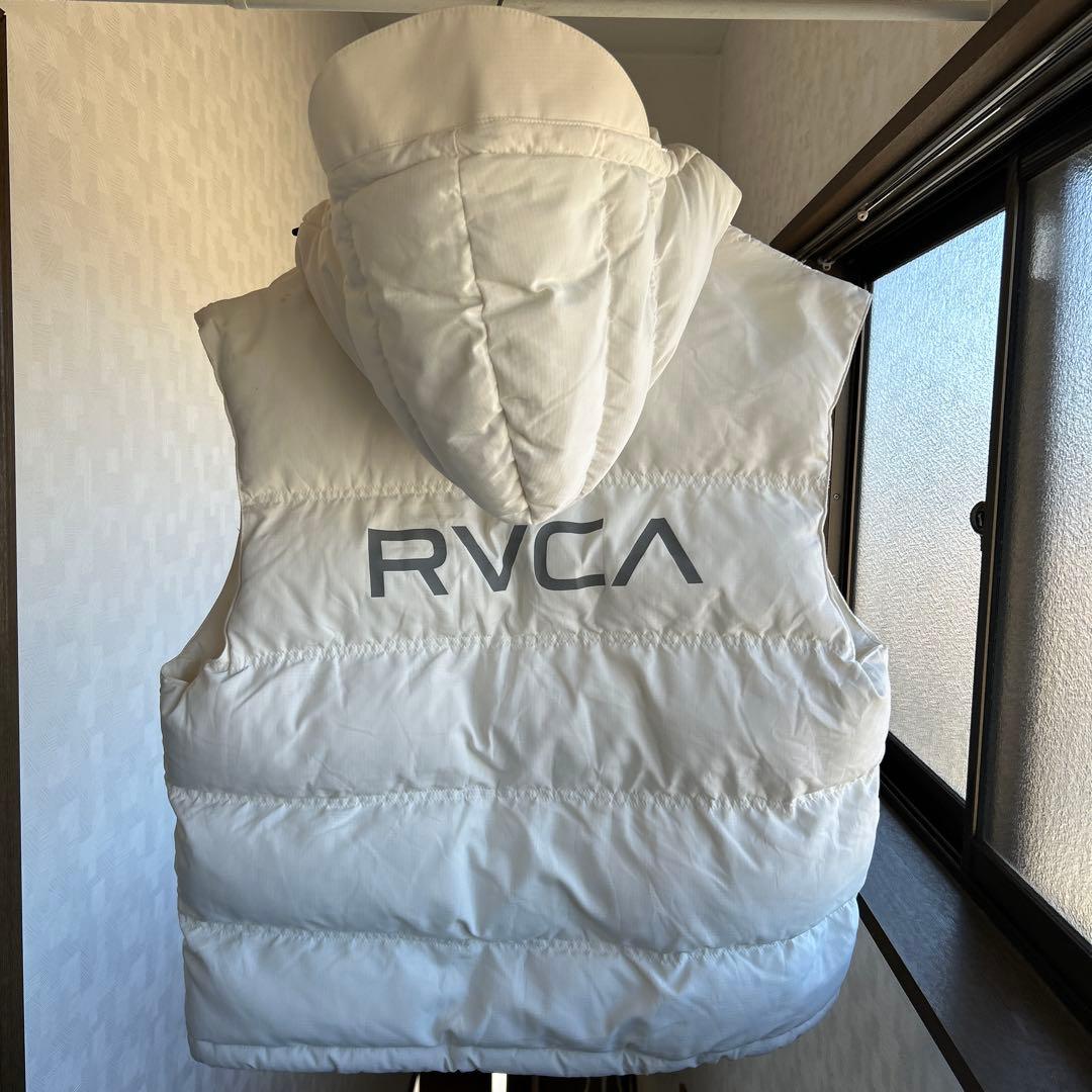 RVCAダウンベスト