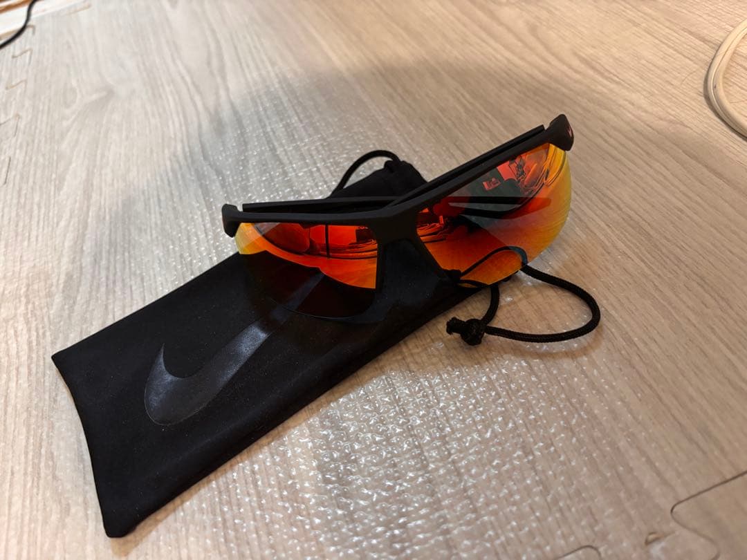 Nike Max Optics サングラス オレンジ/レッド
