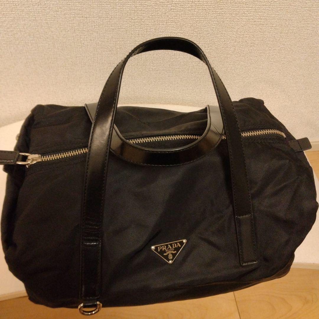 PRADA ミニボストンバッグ　ブラック　ハンドバッグ　プラダ　ナイロンバッグ