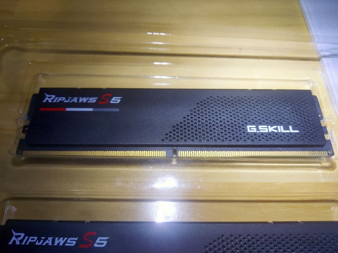 メモリー G.SKILL F5 DDR5 5600MHz 16GBx2