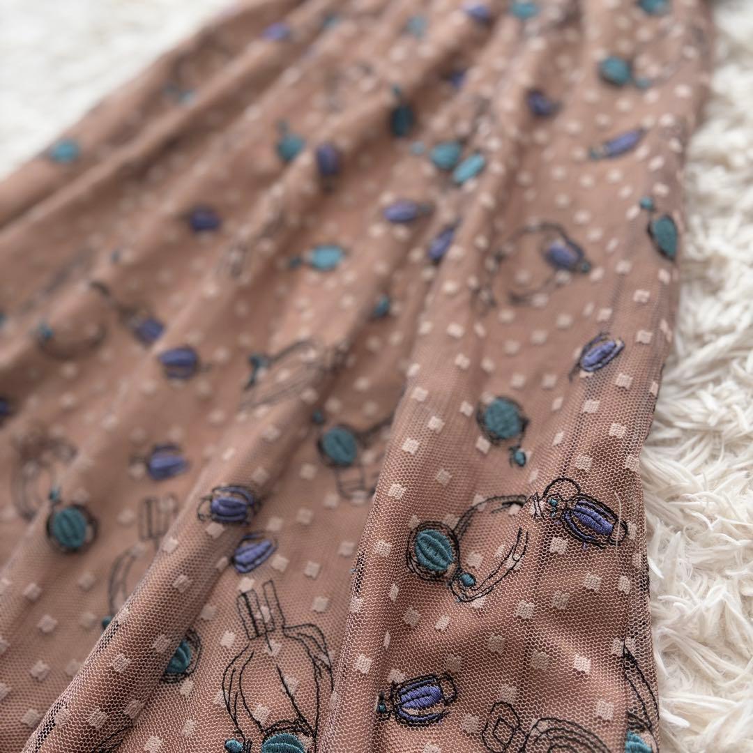 【華 様グレースコンチネンタル】ダイアグラム コスメ刺繍チュールスカーのみ 36