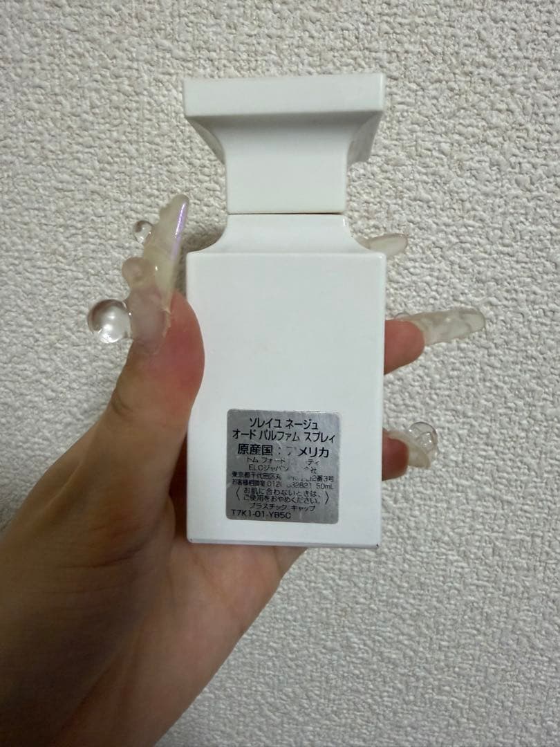 トムフォード TOMFORD SOLEILNEIGE オードパルファム 50mL