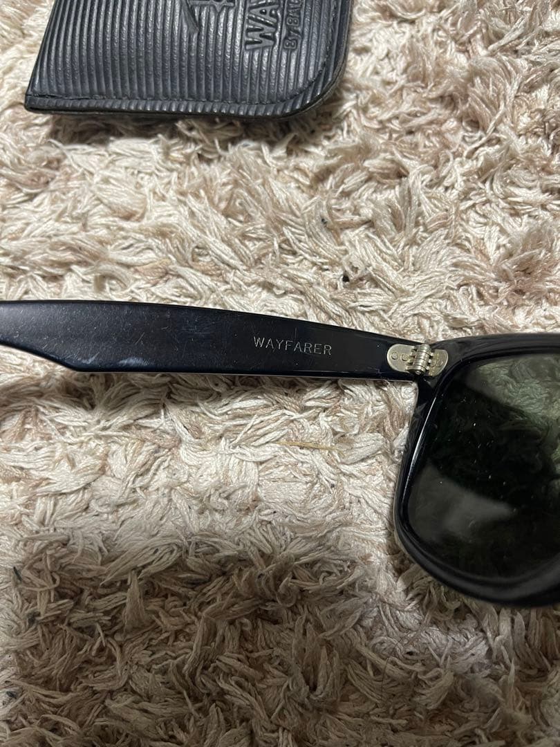 Rayban wayfarer 黒のサングラス ケース付き