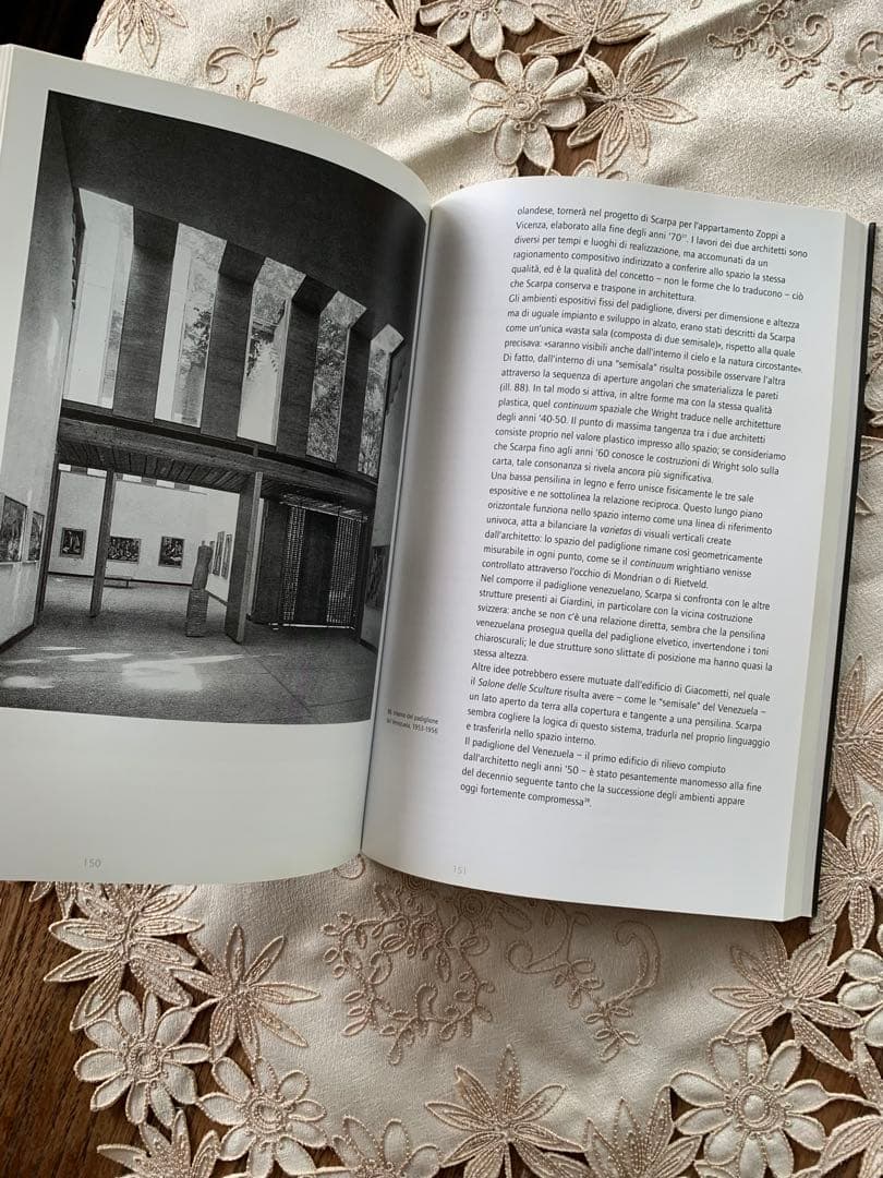 洋書 Carlo Scarpa L'architetto e le arti