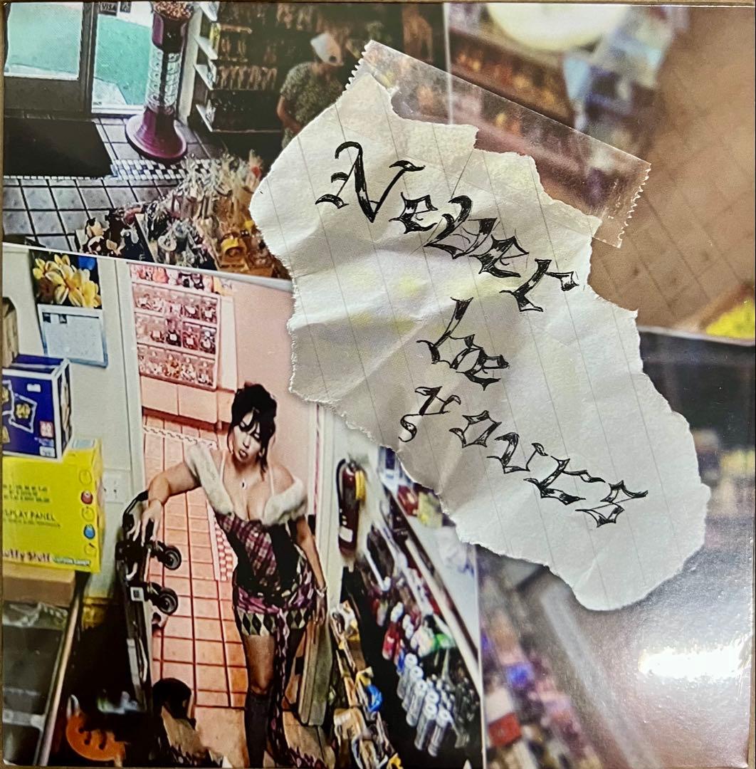 Kali Uchis- Never Be Yours 7インチ　レコード