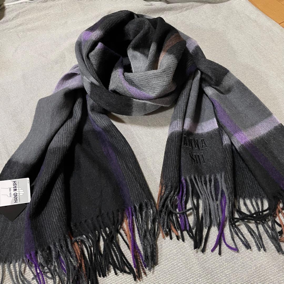 新品　アナスイ　暖かロゴ刺繍大判ストール・マフラー・ショール「黒×紫チェック」①