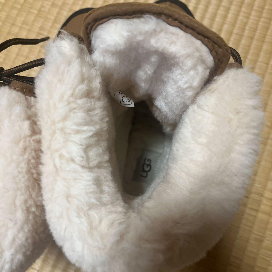 UGG レディース アディロンダックブーツ III ブーツ 25